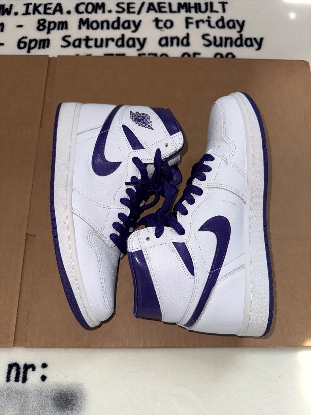 Women’s Jordan 1 Retro High “Court Purple” - Picture 2 of 6